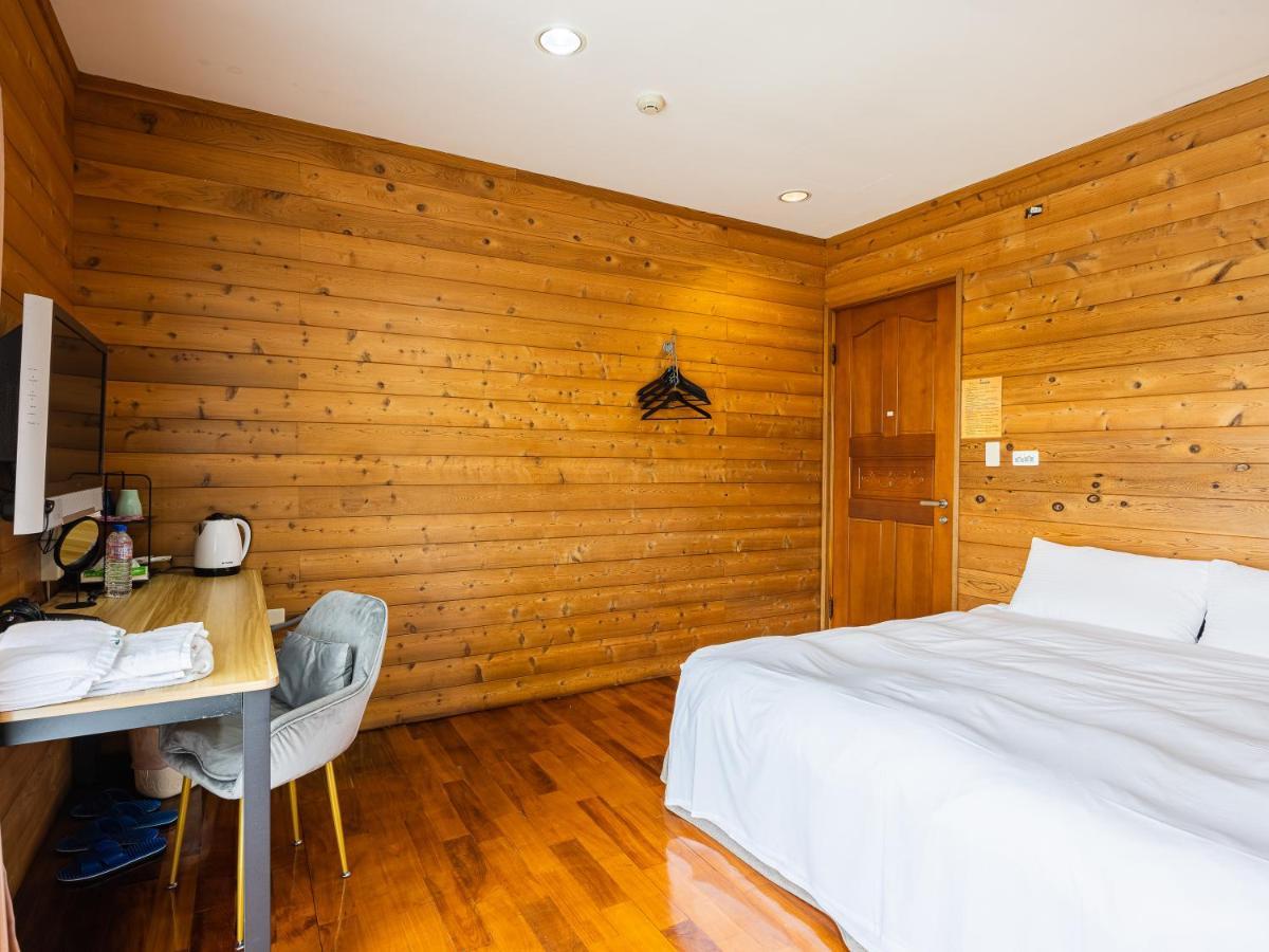 Bishui Shanju Lakeside B&B Yuchi Luaran gambar